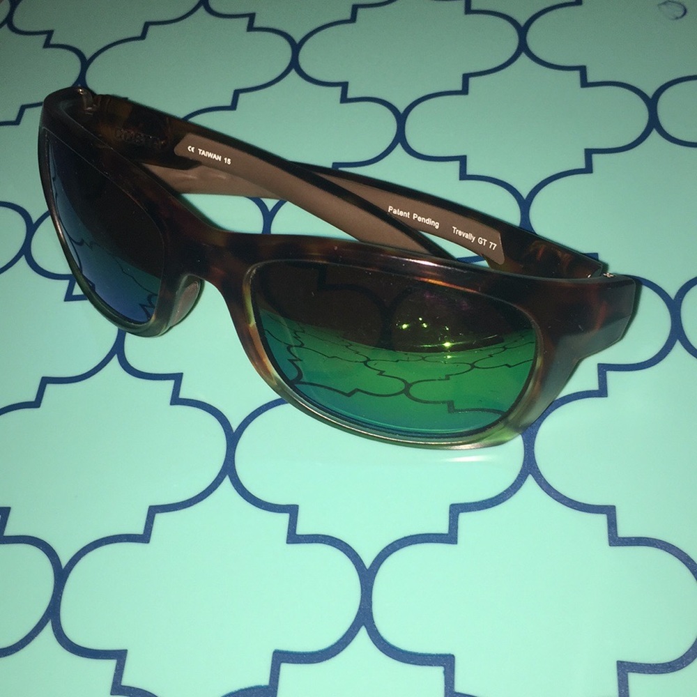 COSTA glasses